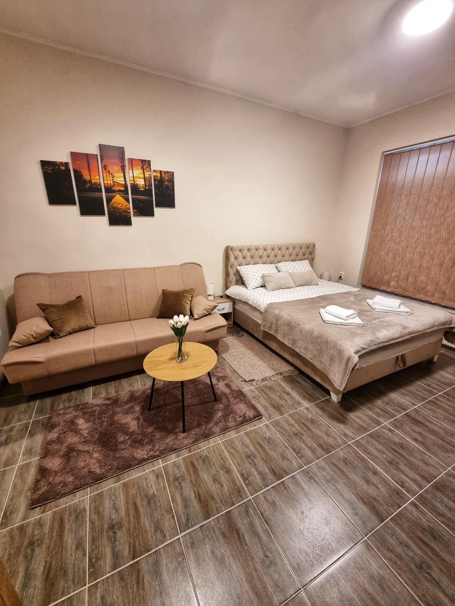 Dorce Apartmani Horgos Exterior foto